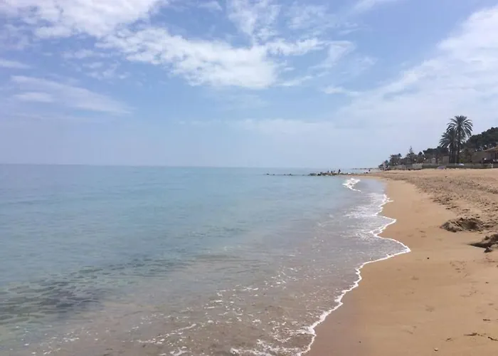 El Poblet 36 펜션 *